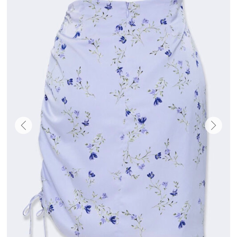 COPY - 💜 NWT F21 Lavender Floral Ruched Satin Mini M